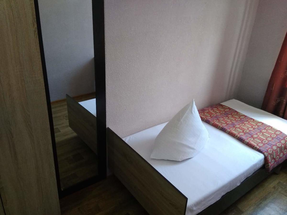 Saima Guest House 오쉬 외부 사진